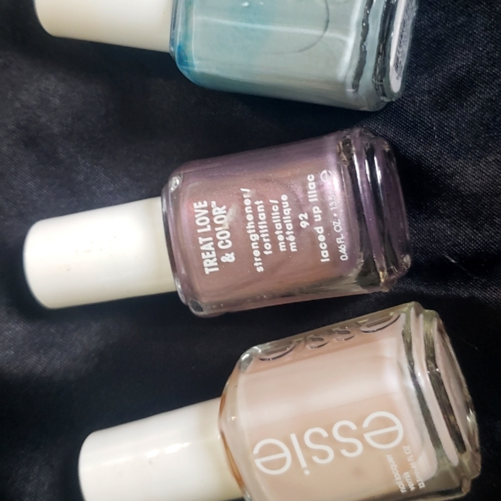 Essie Bundle